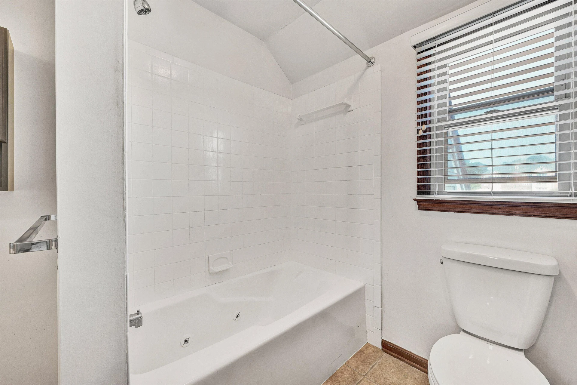 2217 Jefferson ST SW ## 2217A - Photo 24