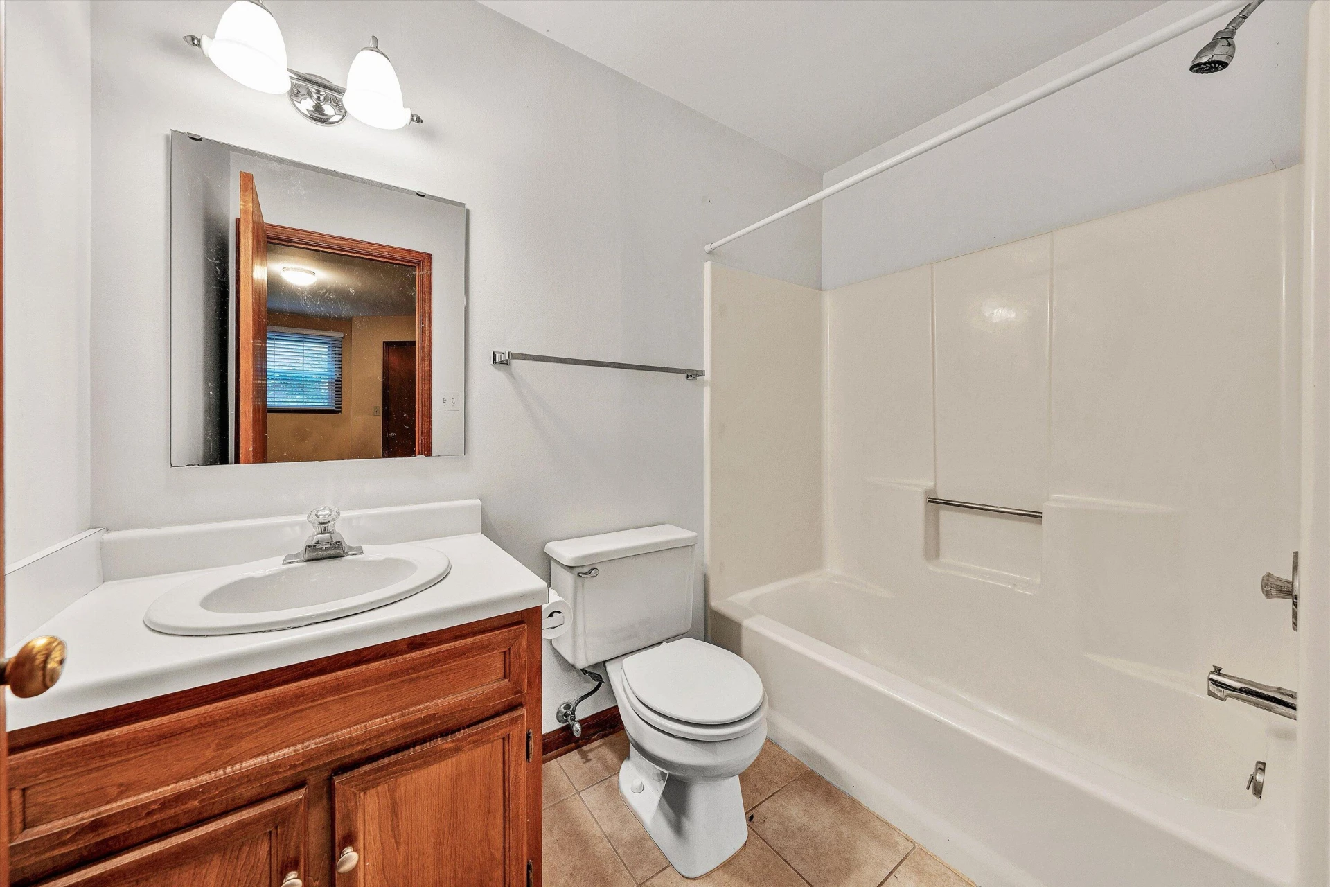 2217 Jefferson ST SW ## 2217A - Photo 31