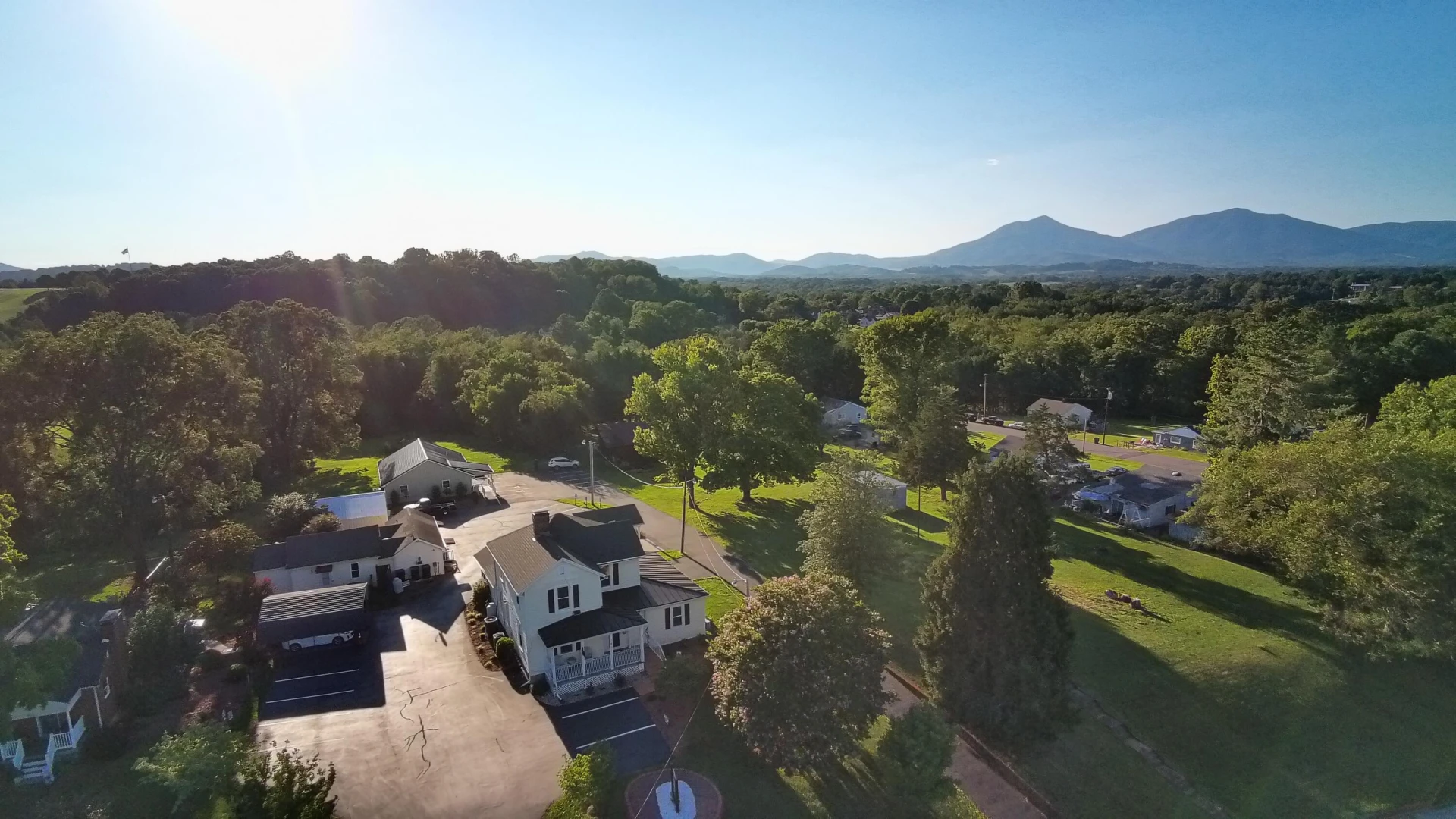 706 Burks Hill RD - Photo 2