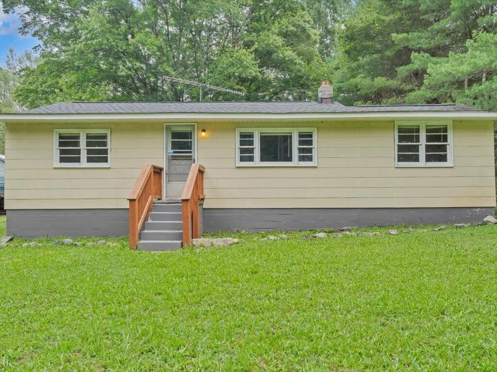 421 Beverly Heights RD - Photo 2