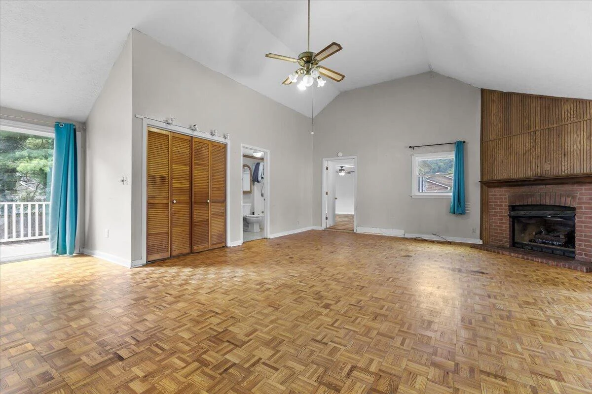 138 Weaver DR - Photo 14