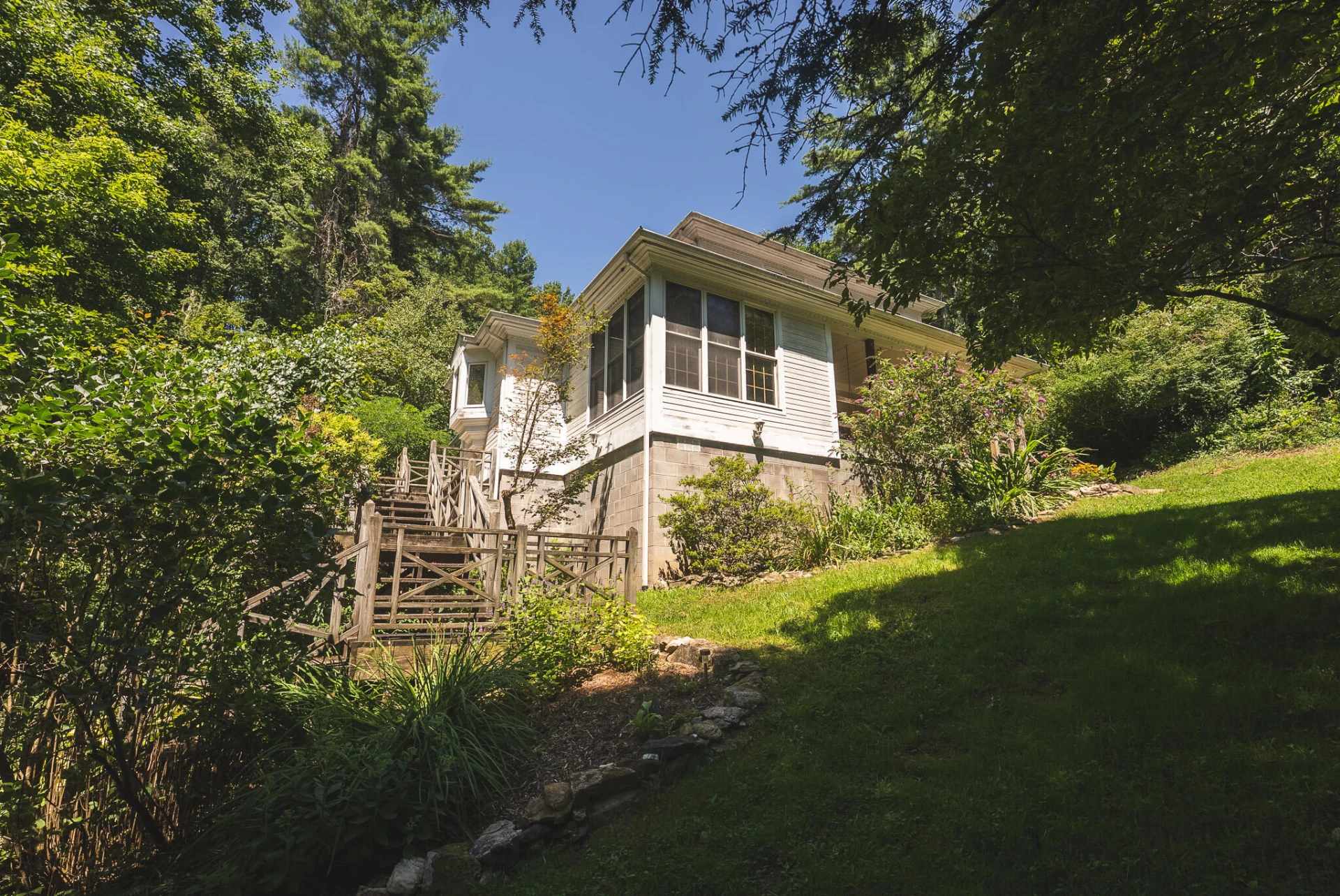 9067 Twin Falls RD NE - Photo 37