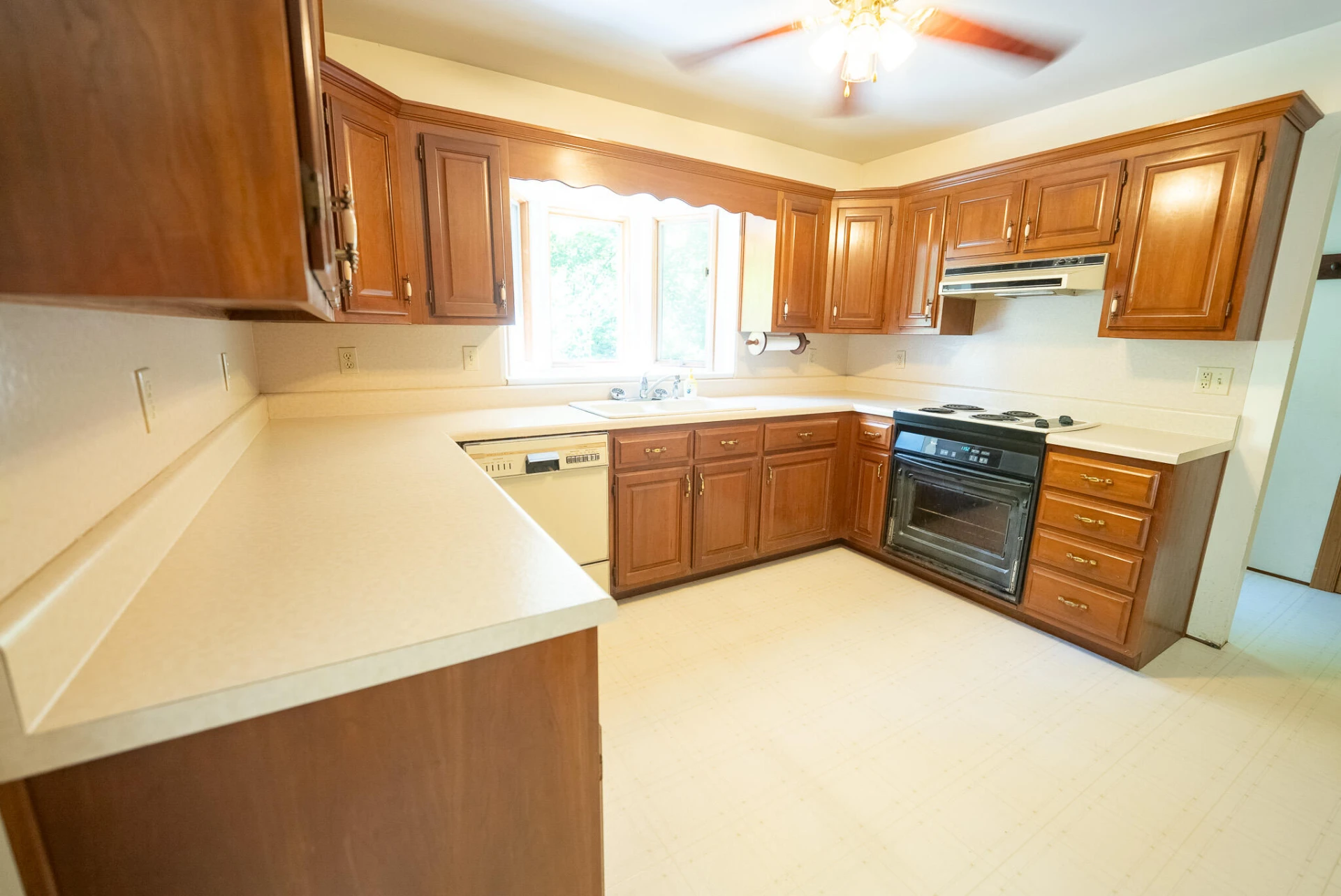 9067 Twin Falls RD NE - Photo 43