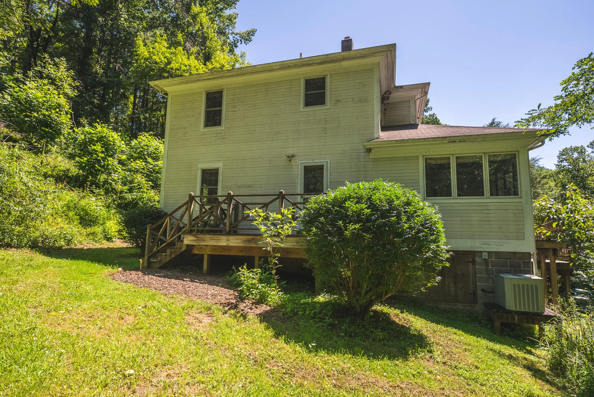 9067 Twin Falls RD NE - Photo 78
