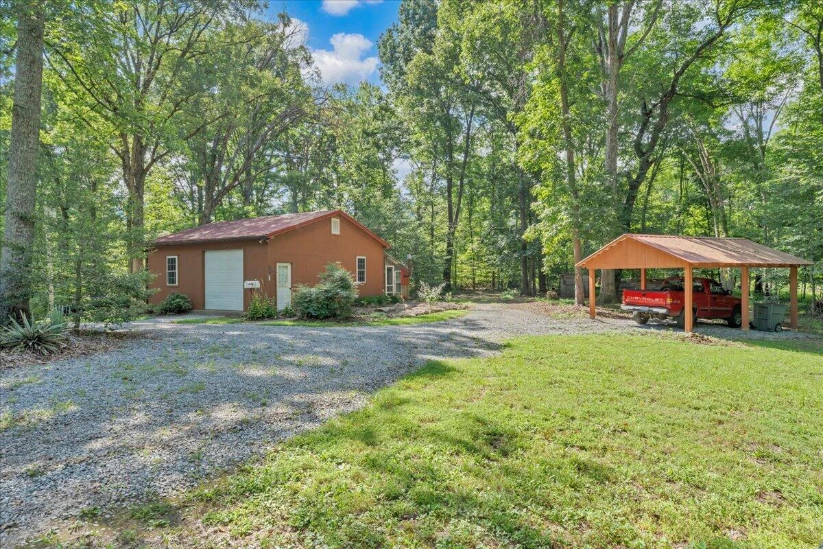 7654 Goose Creek Valley RD - Photo 8