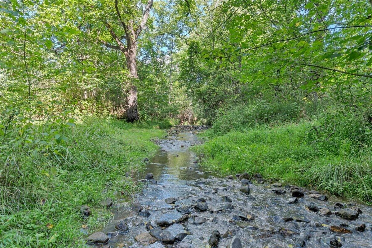 7654 Goose Creek Valley RD - Photo 12