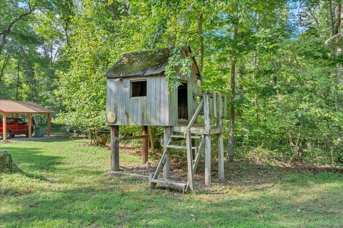 7654 Goose Creek Valley RD - Photo 17