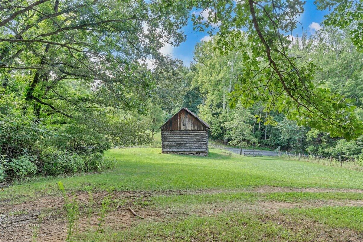 7654 Goose Creek Valley RD - Photo 26