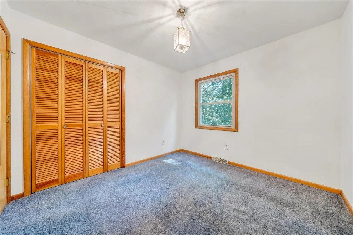 7654 Goose Creek Valley RD - Photo 51