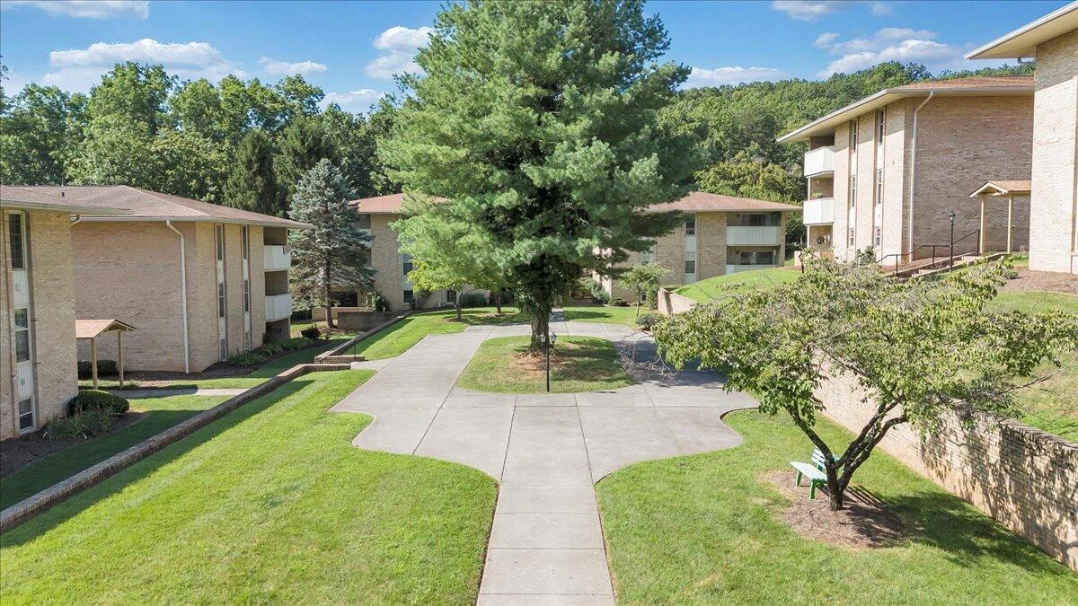 5260 Crossbow CIR #UNIT 7C - Photo 40
