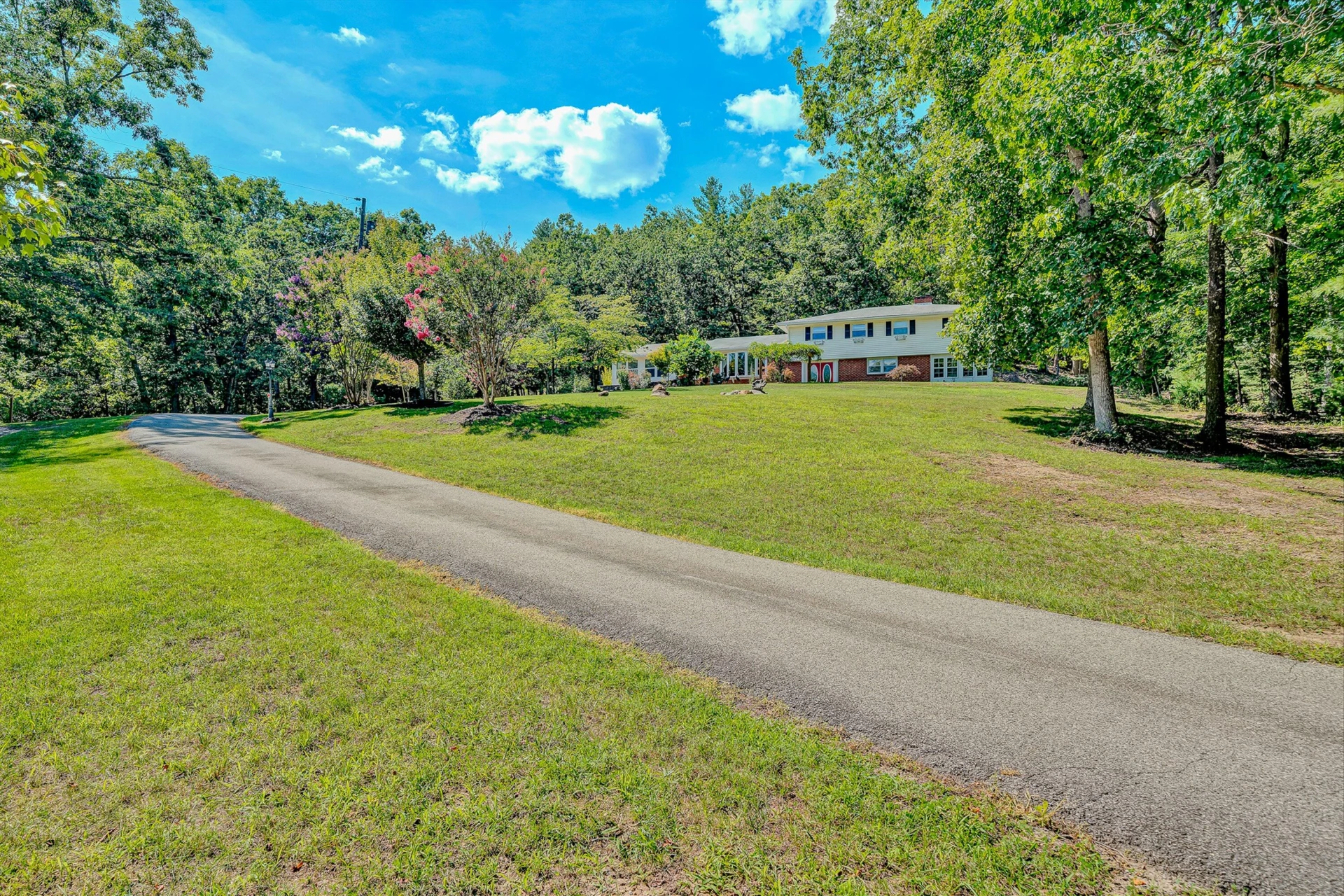 3872 Carvins Cove RD - Photo 2