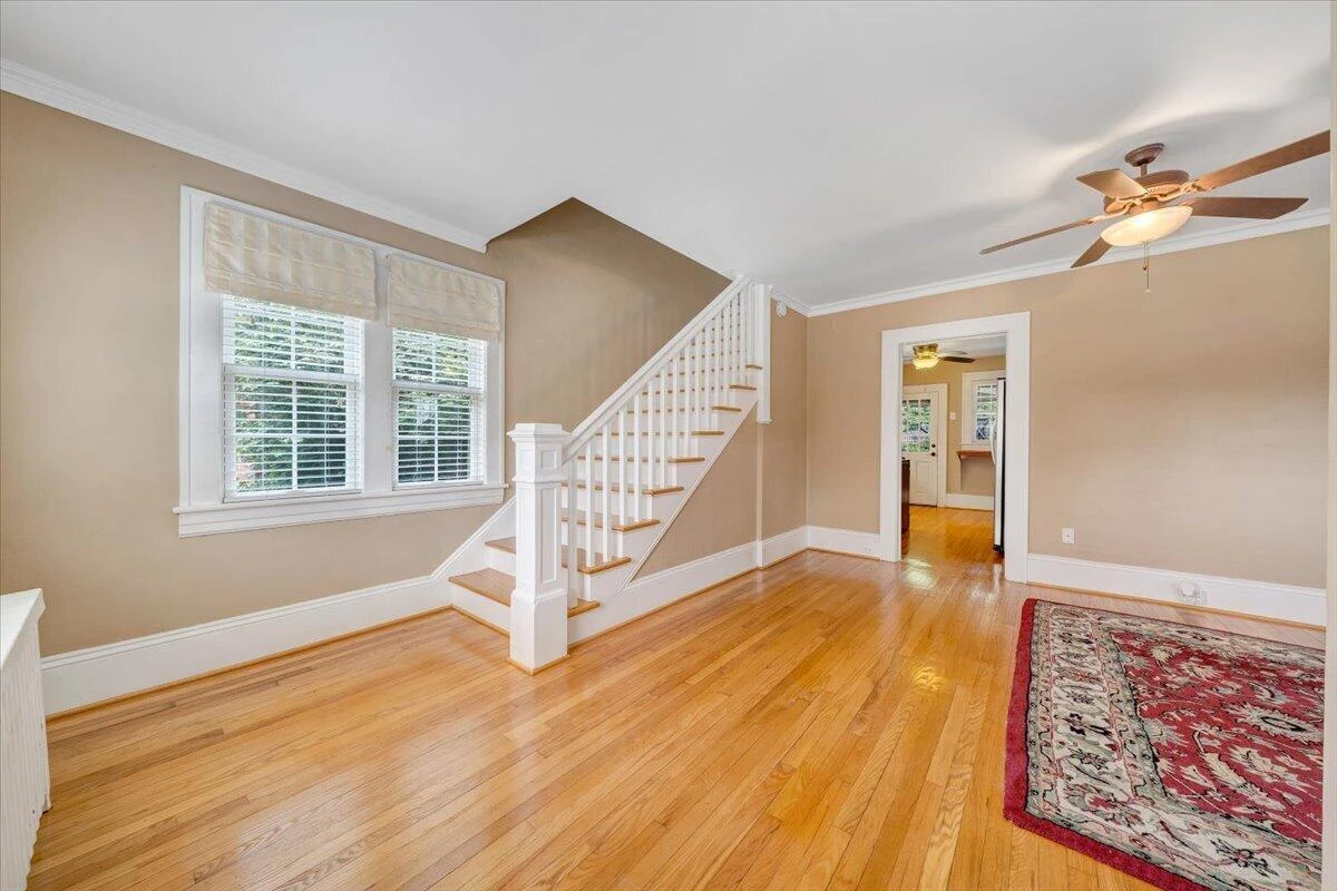 1213 Howbert AVE SW - Photo 8