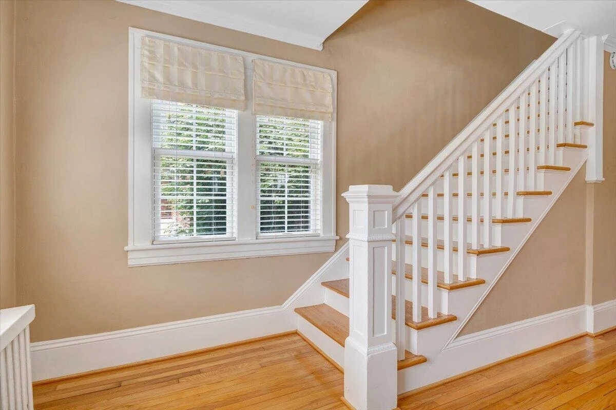 1213 Howbert AVE SW - Photo 12