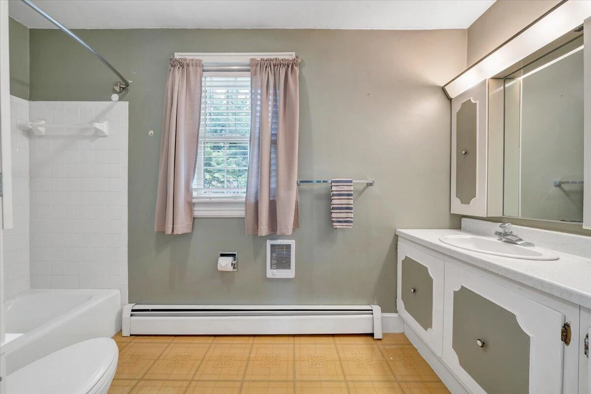 1213 Howbert AVE SW - Photo 17