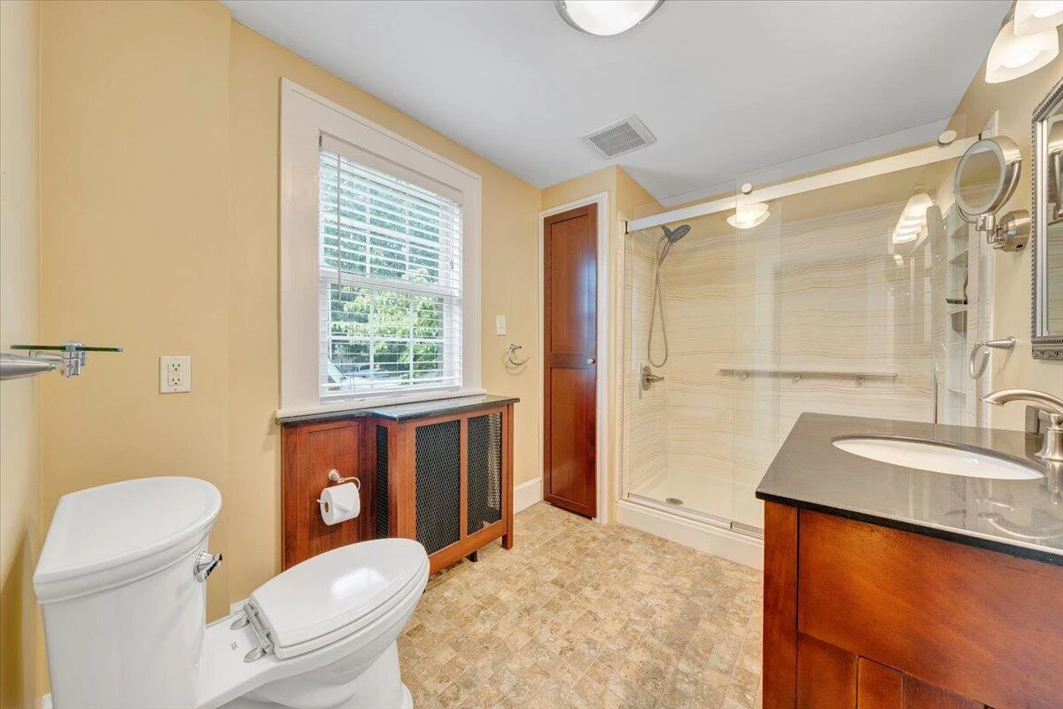 1213 Howbert AVE SW - Photo 24