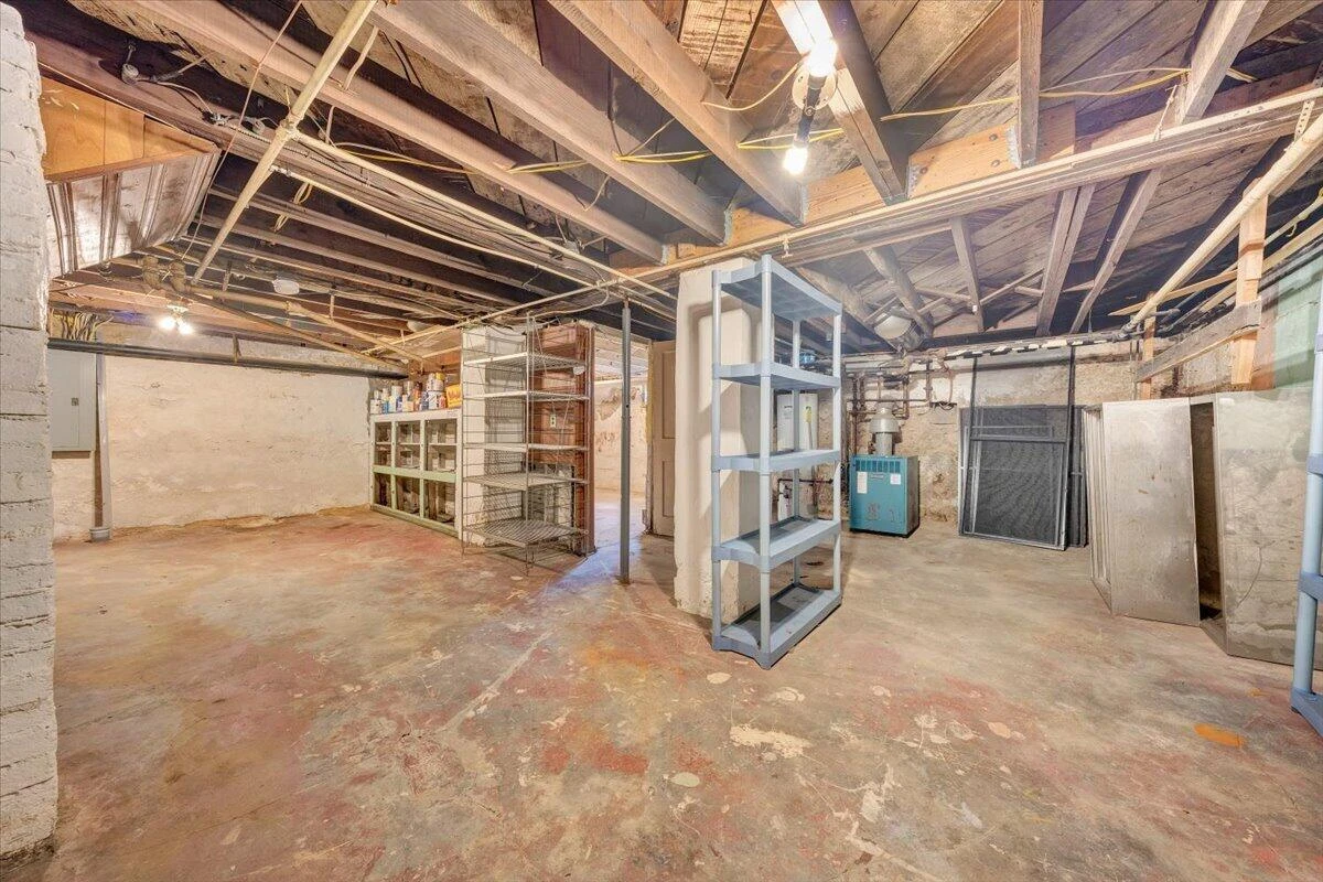 1213 Howbert AVE SW - Photo 30