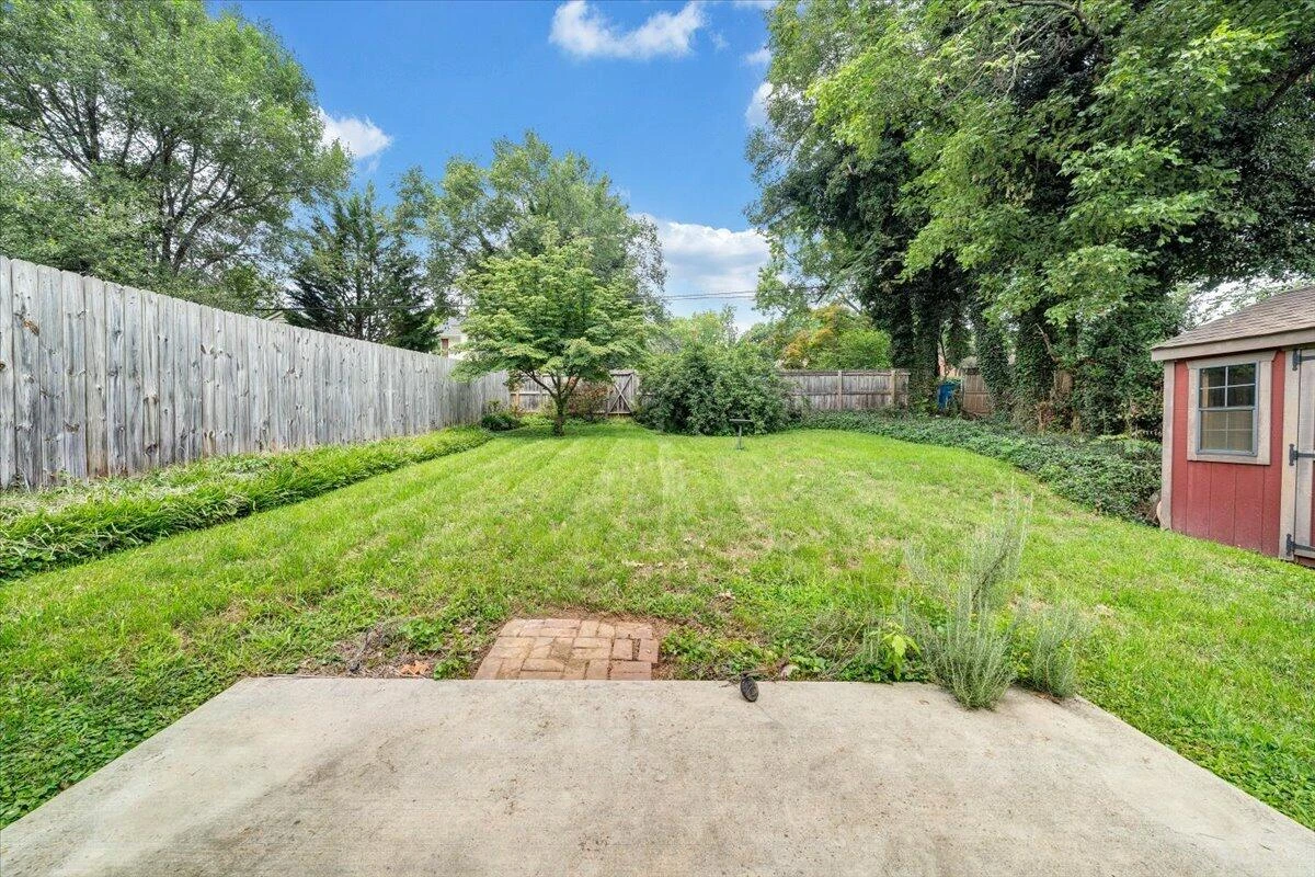 1213 Howbert AVE SW - Photo 33