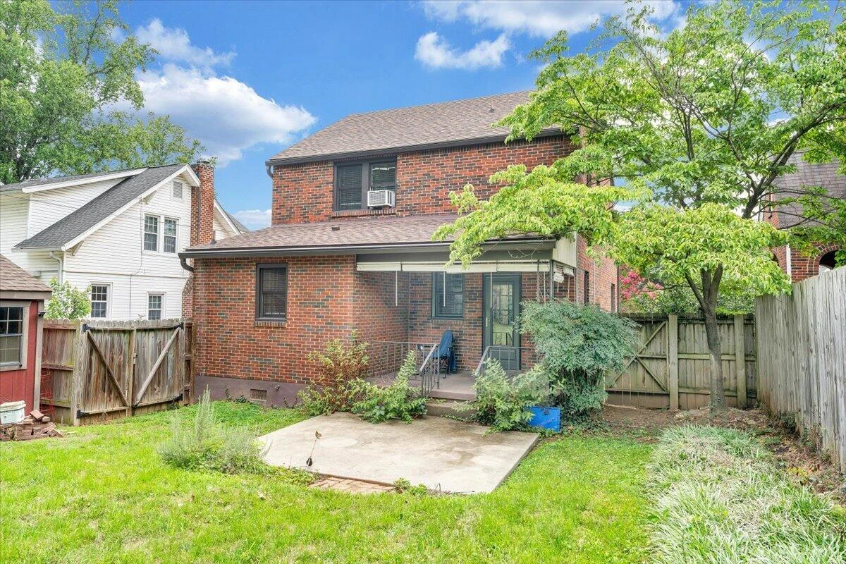 1213 Howbert AVE SW - Photo 35