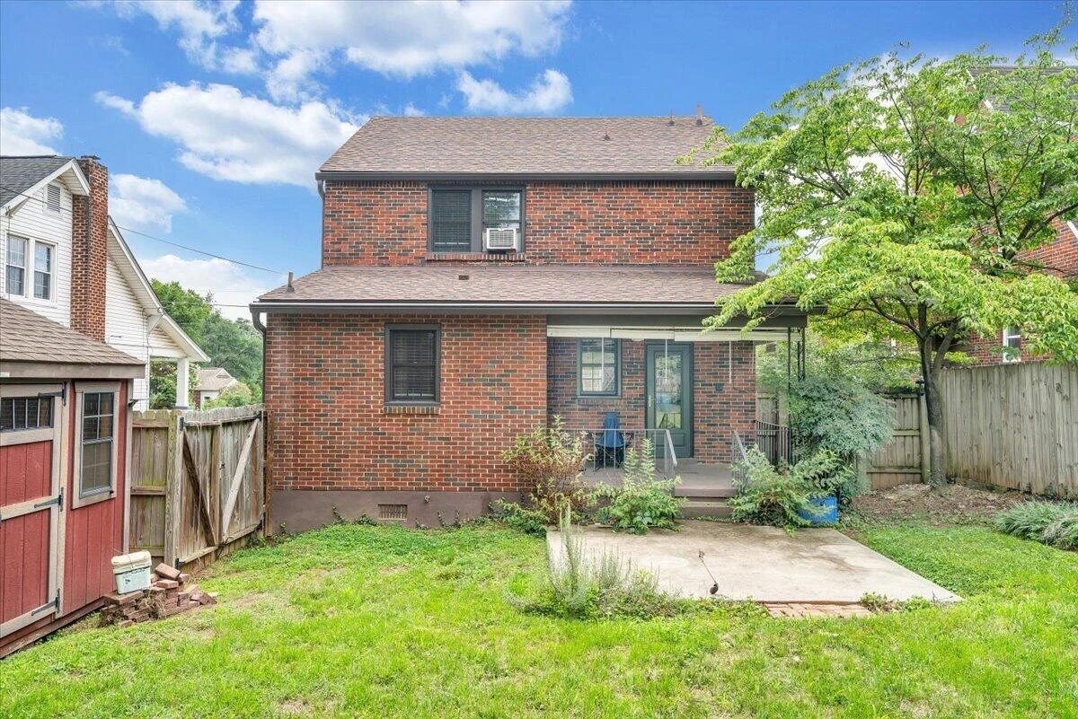 1213 Howbert AVE SW - Photo 37