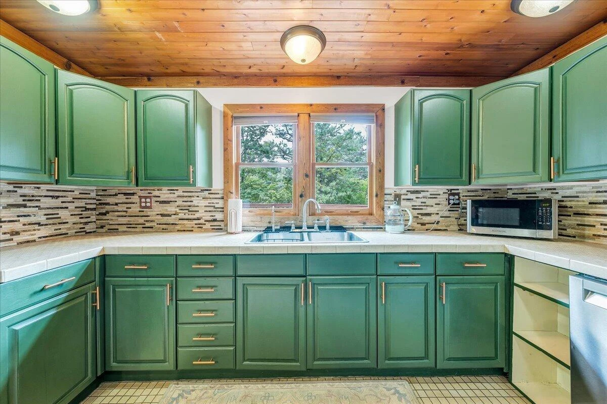 1964 Wildwood RD - Photo 10