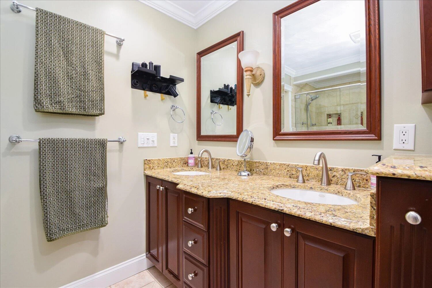 5069 Williamsburg CT - Photo 20