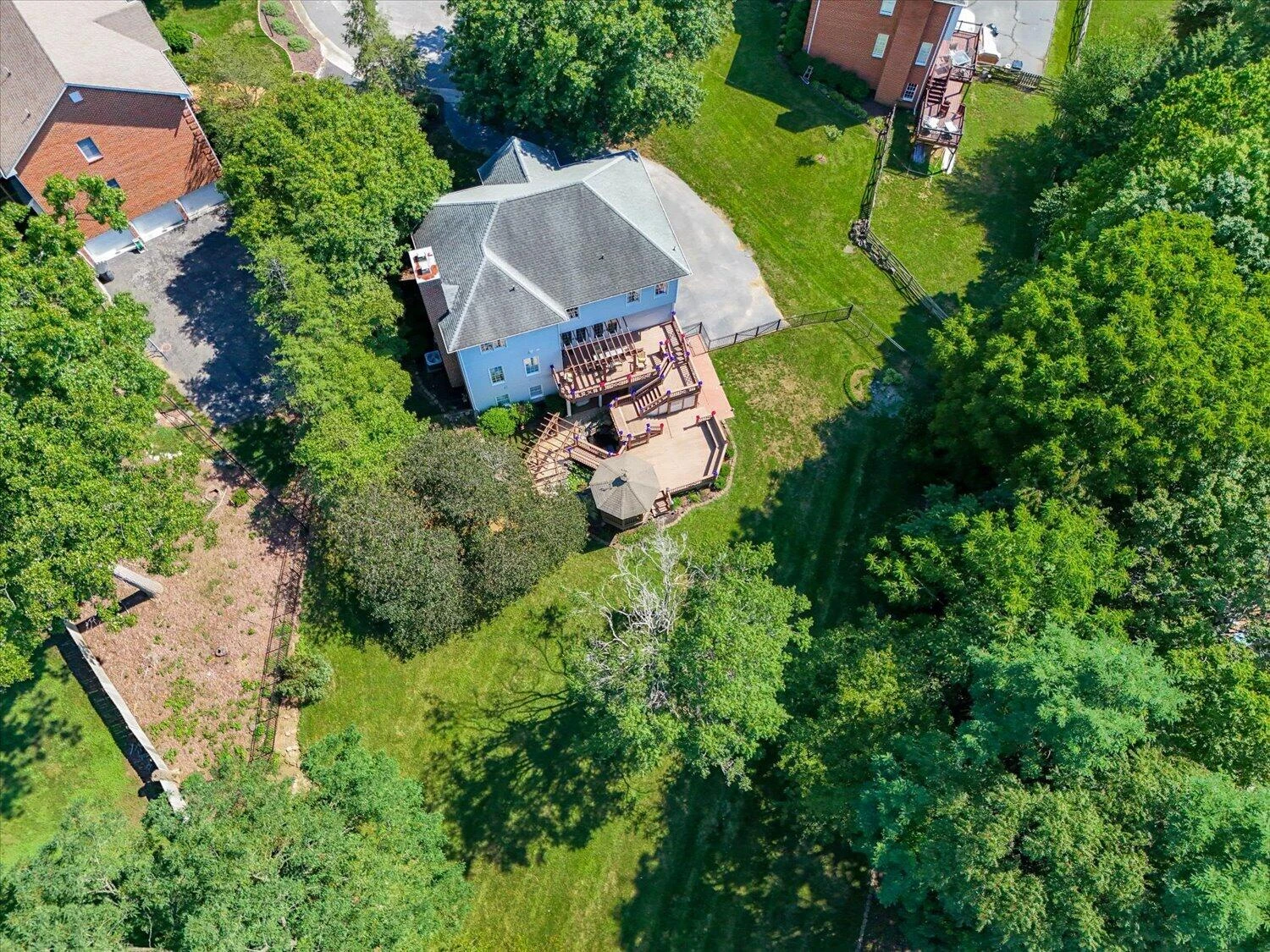 5069 Williamsburg CT - Photo 41