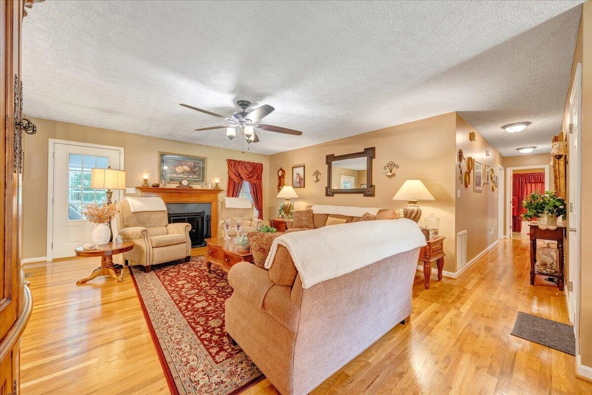 2895 Coopers Mountain RD - Photo 8