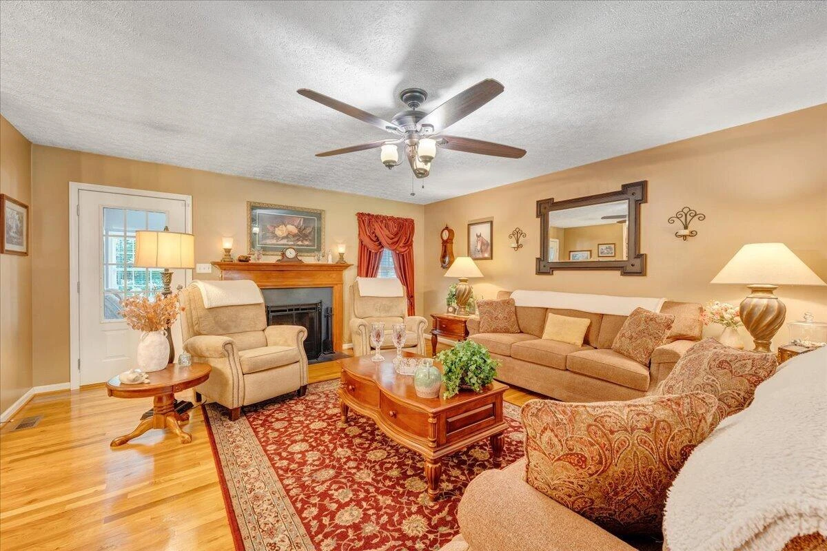 2895 Coopers Mountain RD - Photo 9