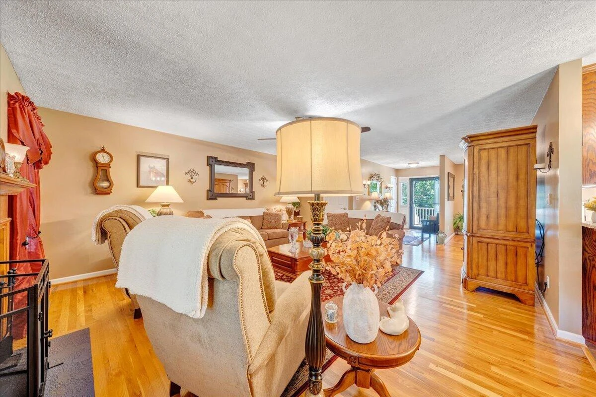 2895 Coopers Mountain RD - Photo 12