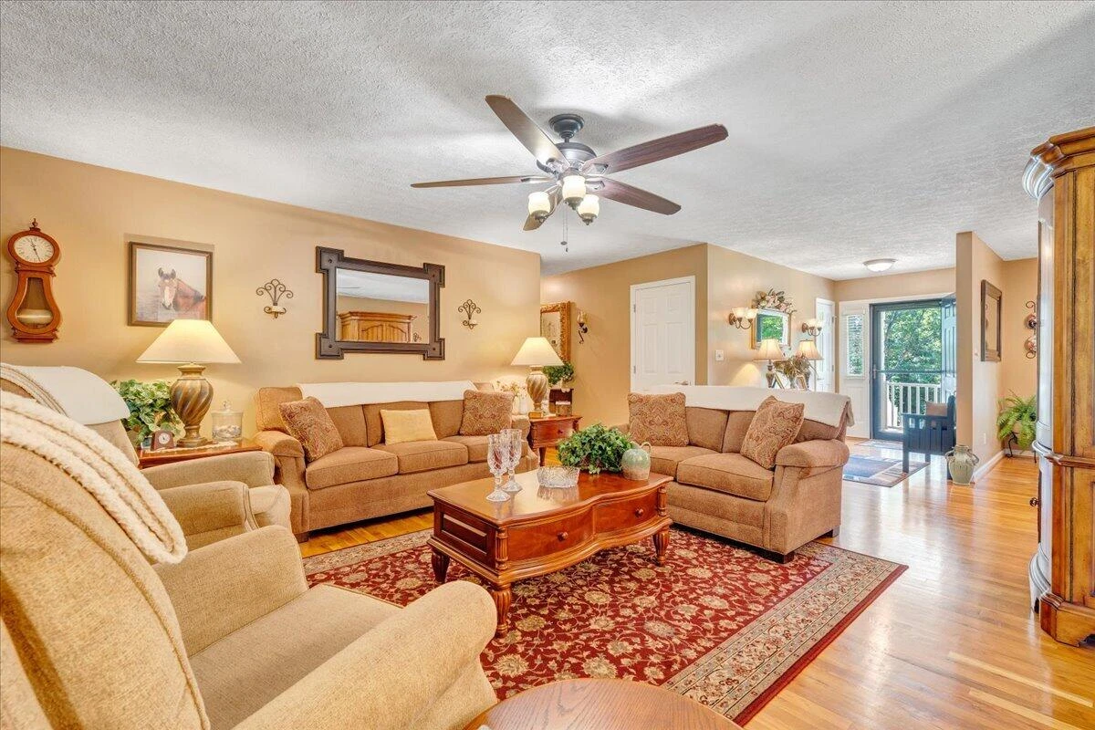 2895 Coopers Mountain RD - Photo 13