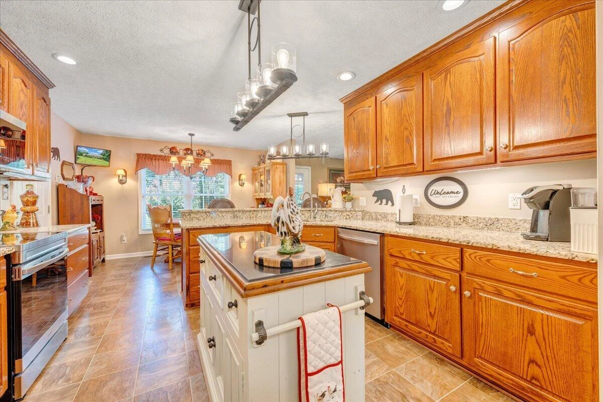 2895 Coopers Mountain RD - Photo 23