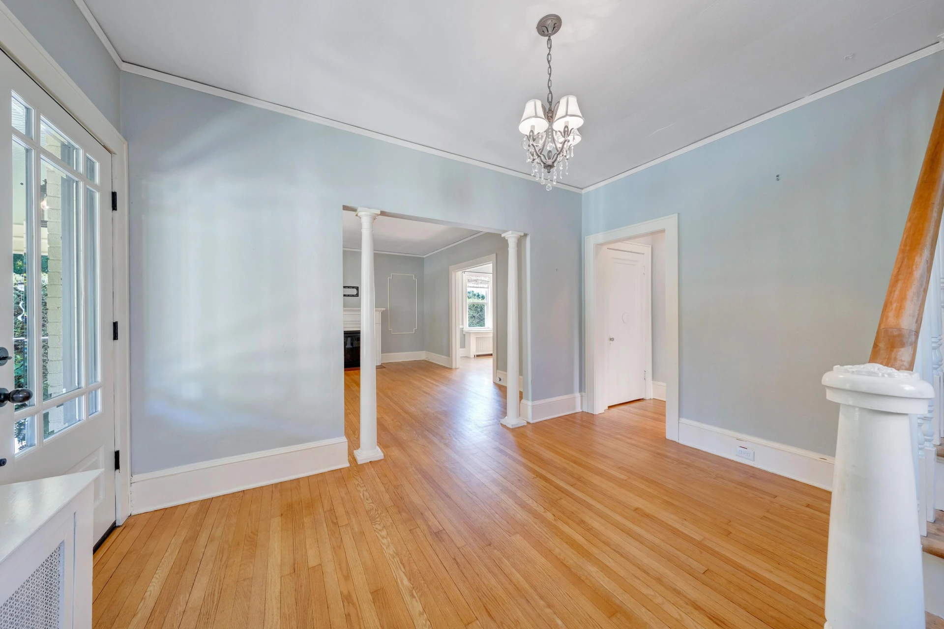 118 24th ST SE - Photo 8