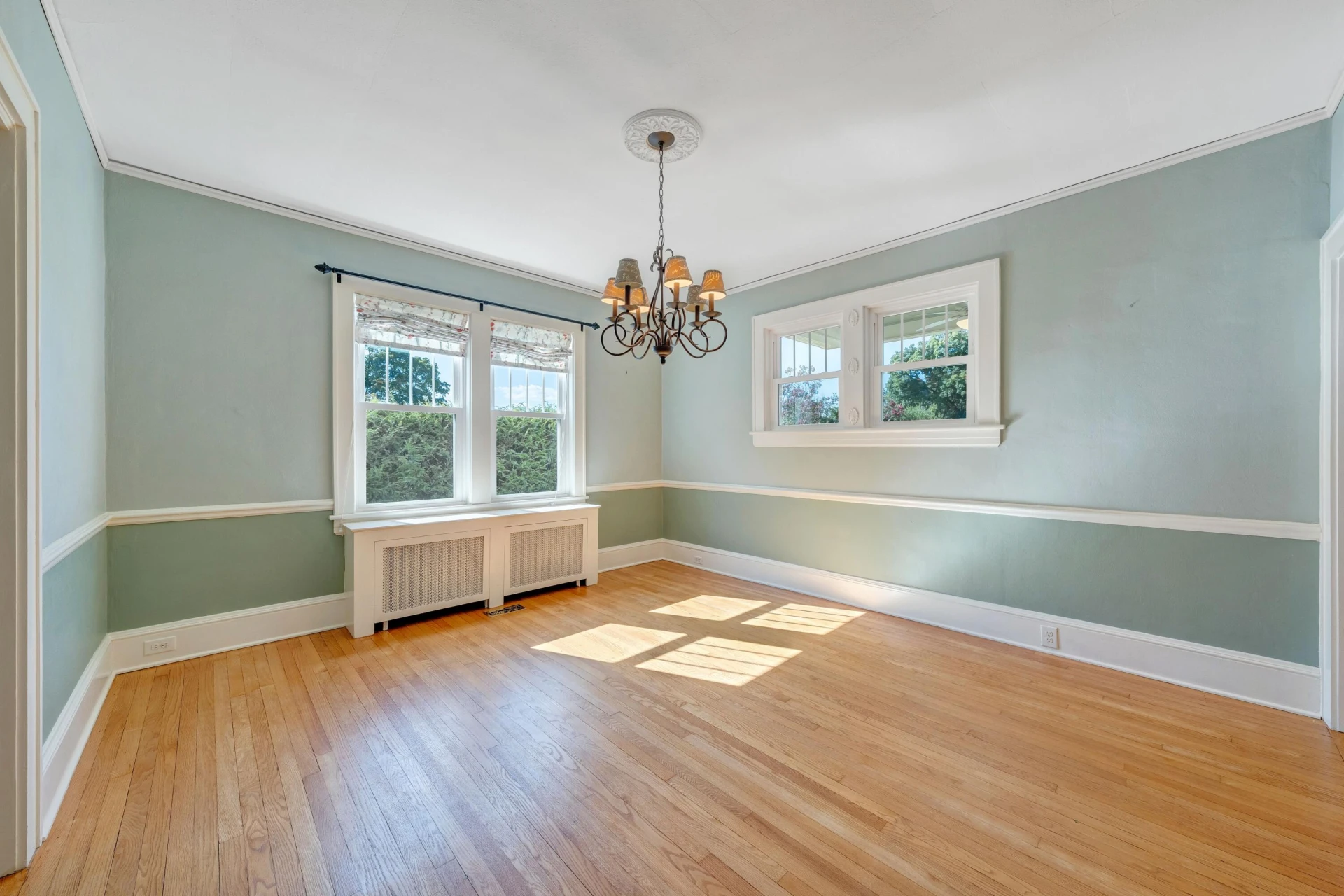 118 24th ST SE - Photo 14