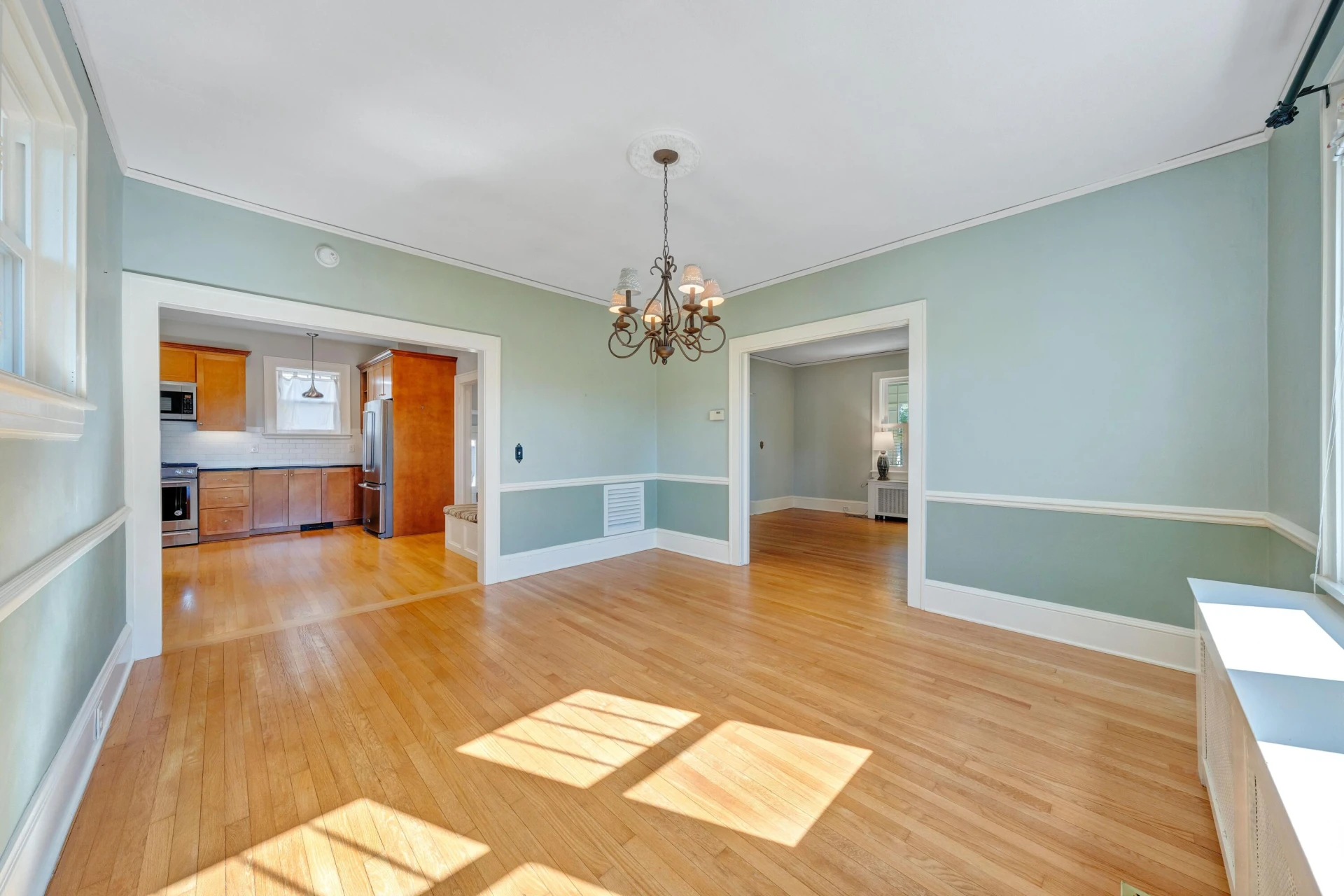 118 24th ST SE - Photo 15