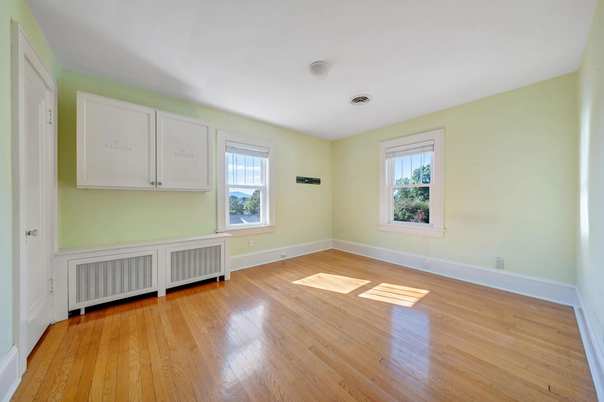 118 24th ST SE - Photo 22