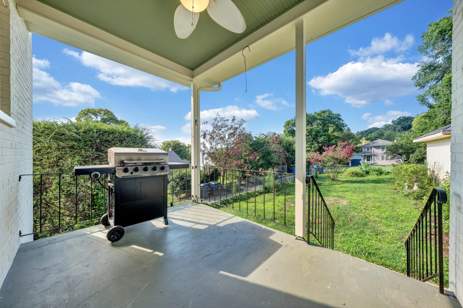 118 24th ST SE - Photo 33