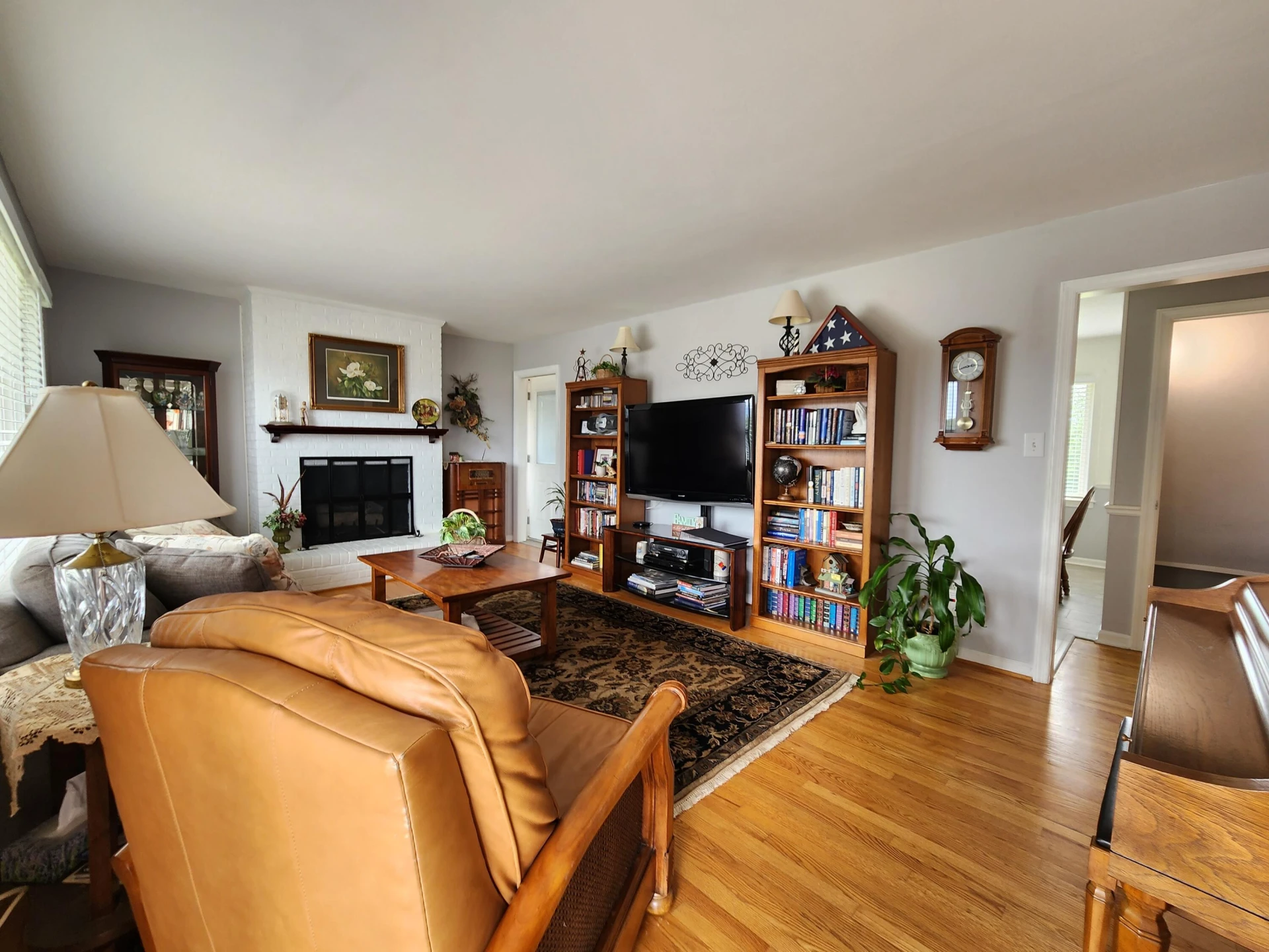 1013 Blandford AVE - Photo 4