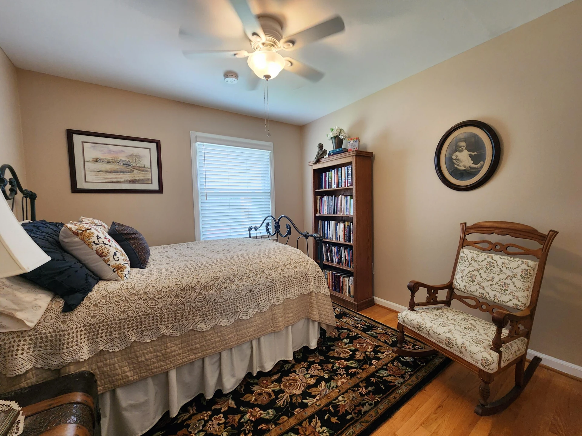 1013 Blandford AVE - Photo 11
