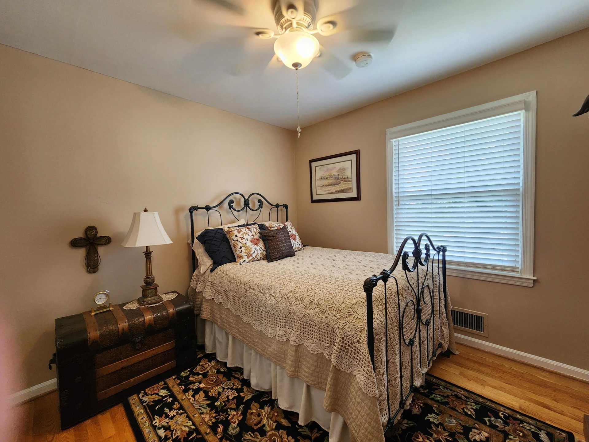 1013 Blandford AVE - Photo 12
