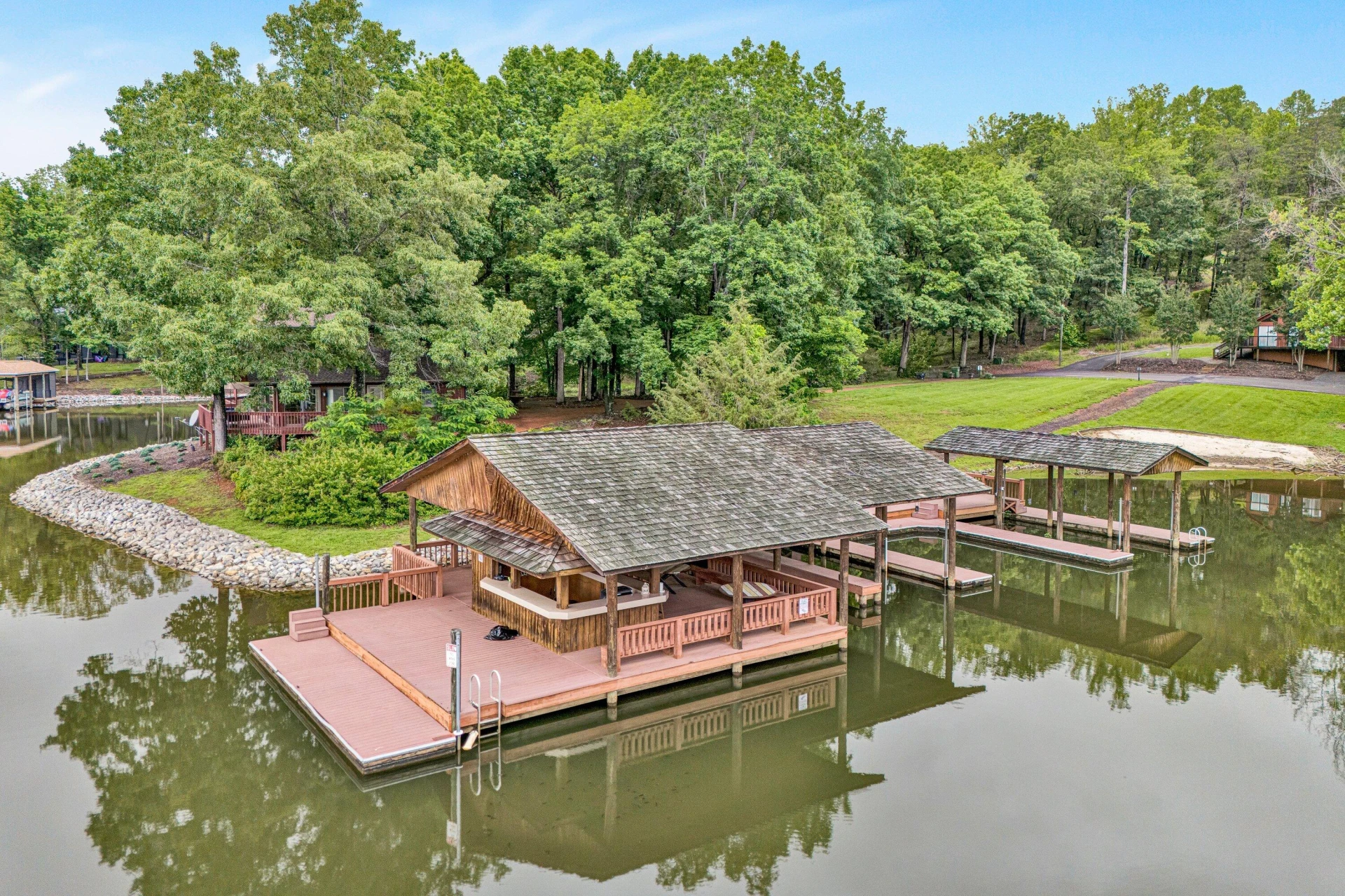 Lot 10 Red Barn LN