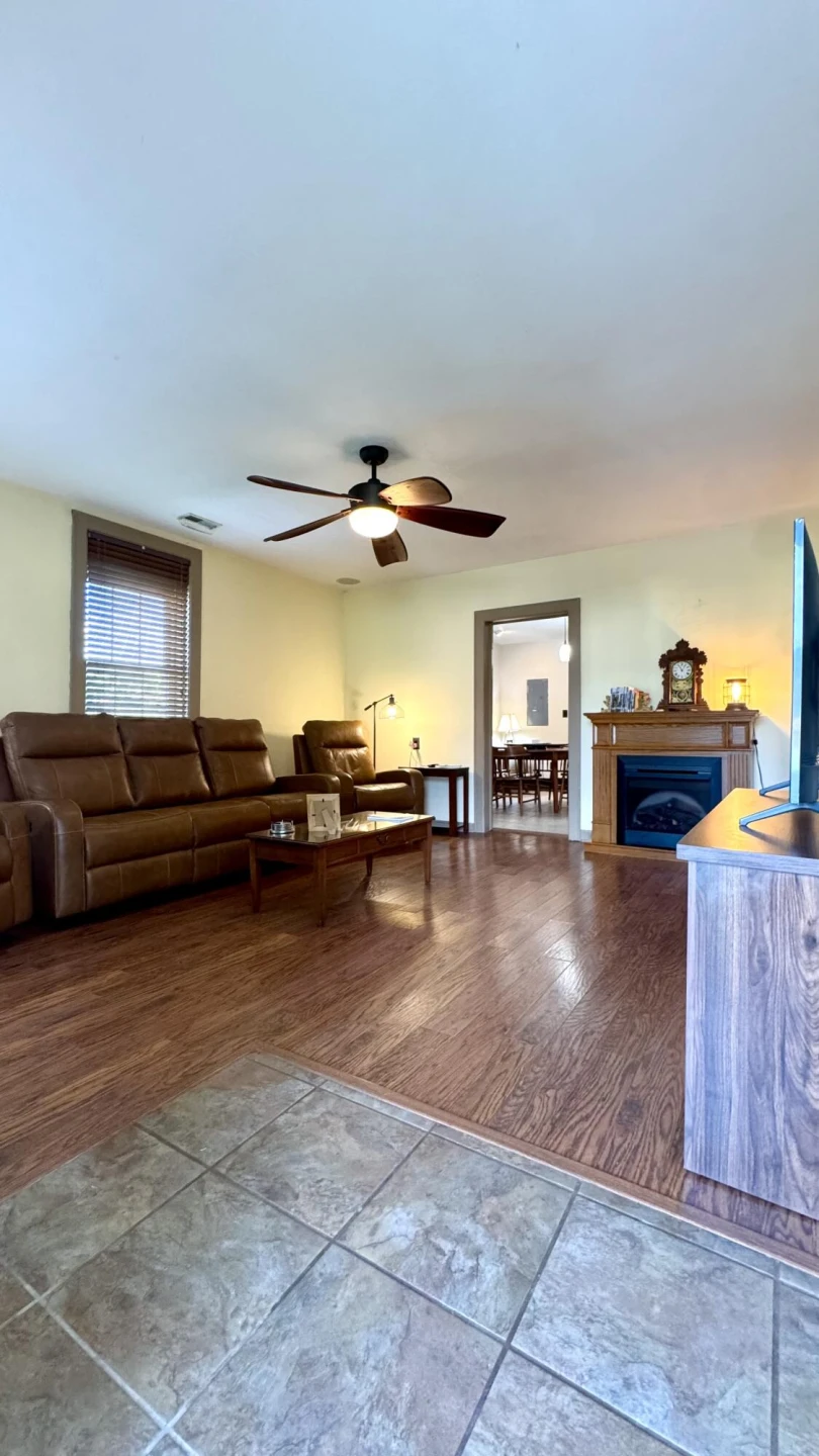 218 Commerce AVE - Photo 11