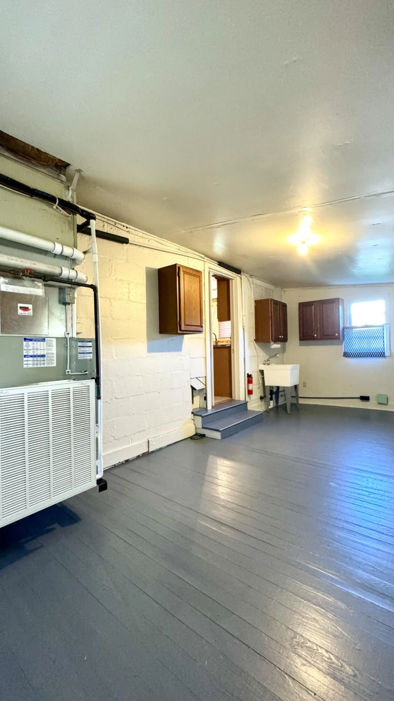 218 Commerce AVE - Photo 36