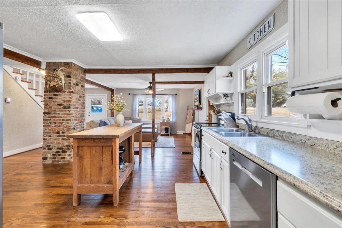 5195 Franklin ST - Photo 23