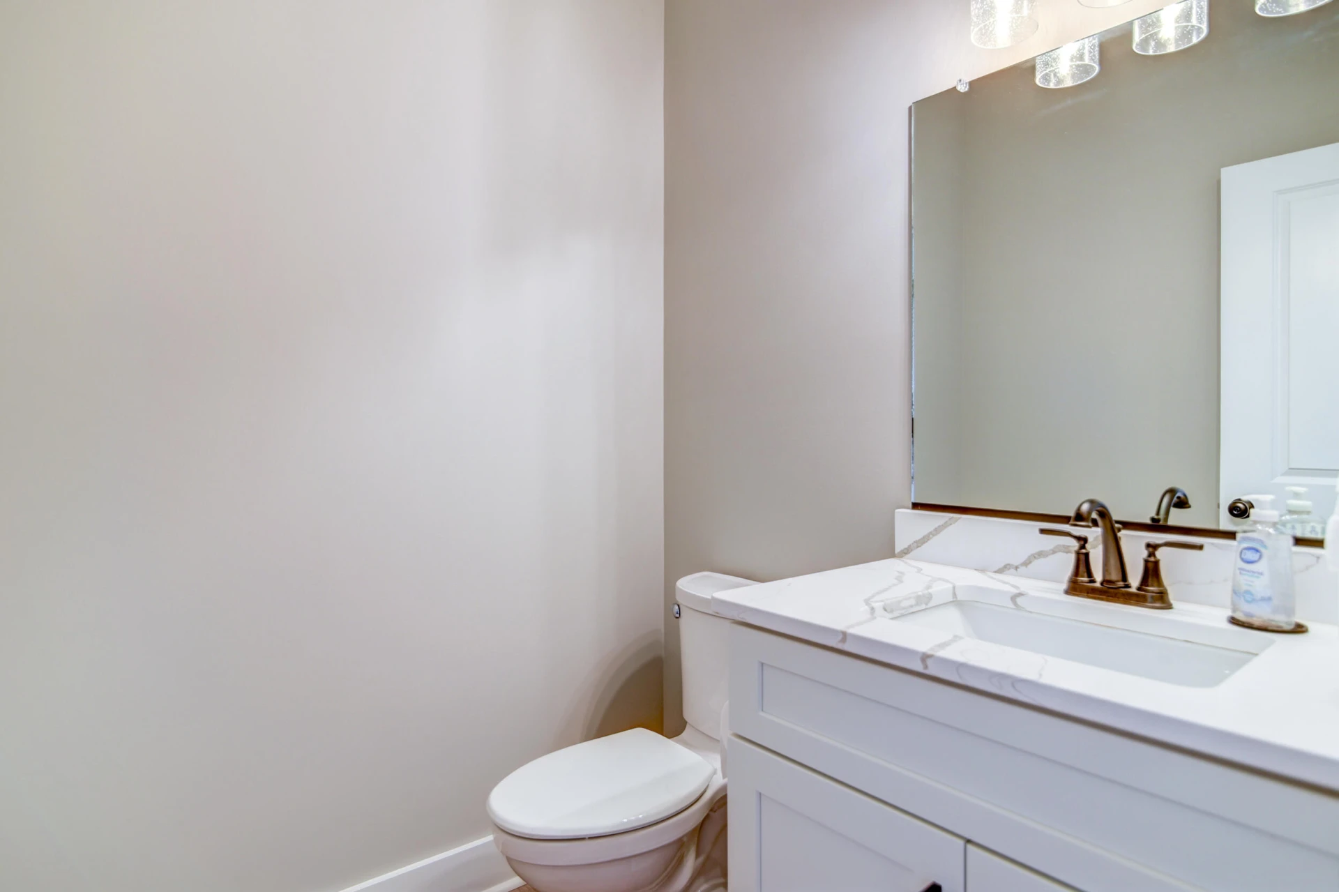 1610 Wells RD - Photo 5
