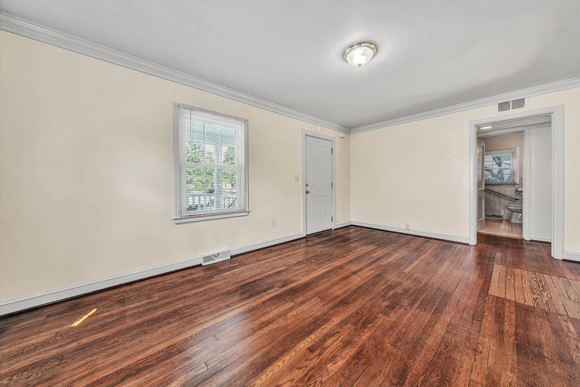 18 Lake AVE - Photo 6