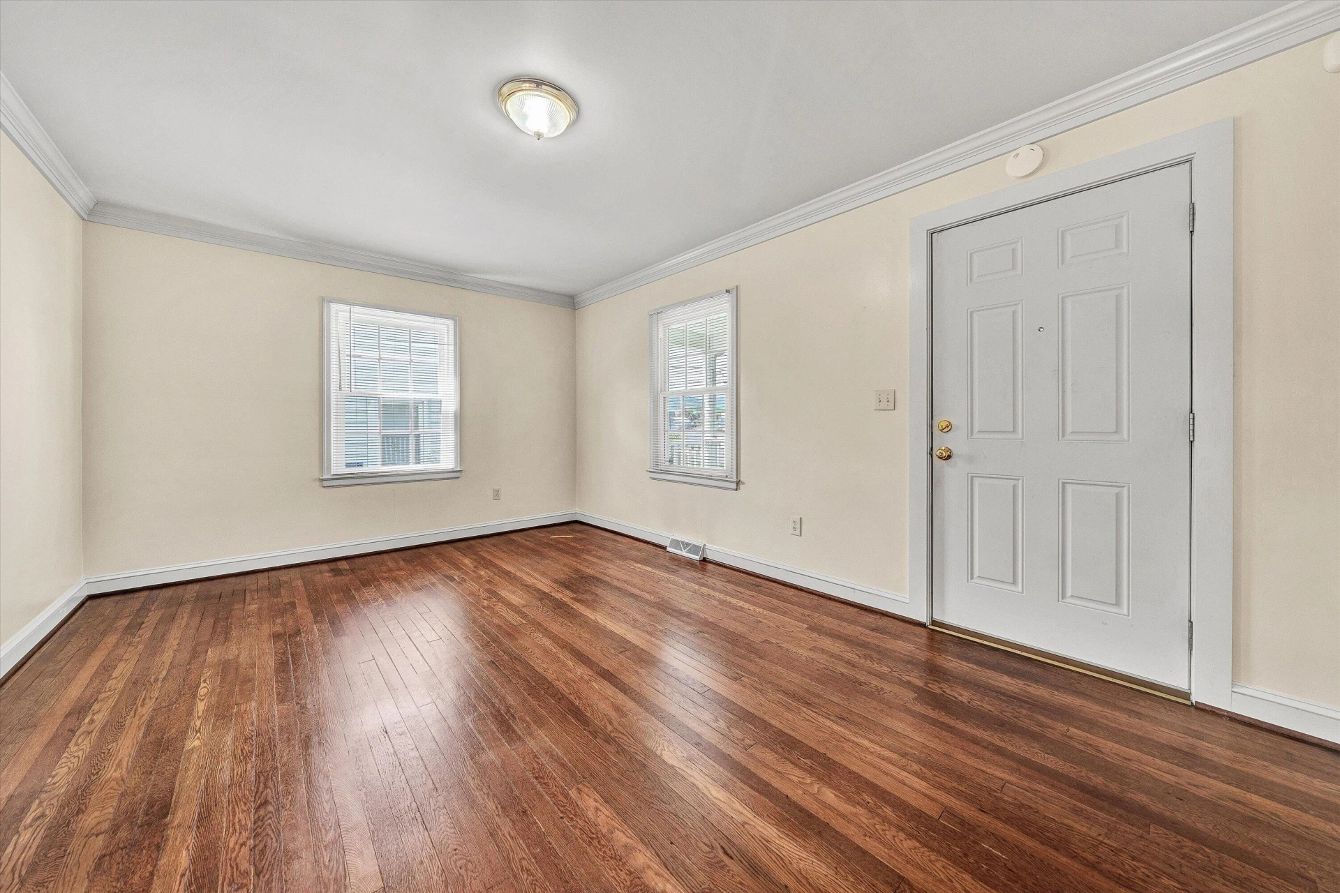 18 Lake AVE - Photo 7