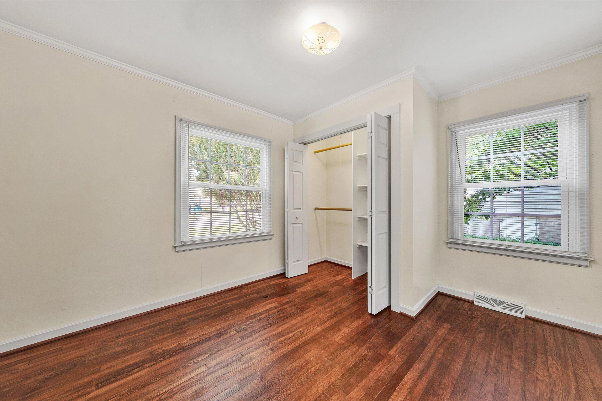18 Lake AVE - Photo 19