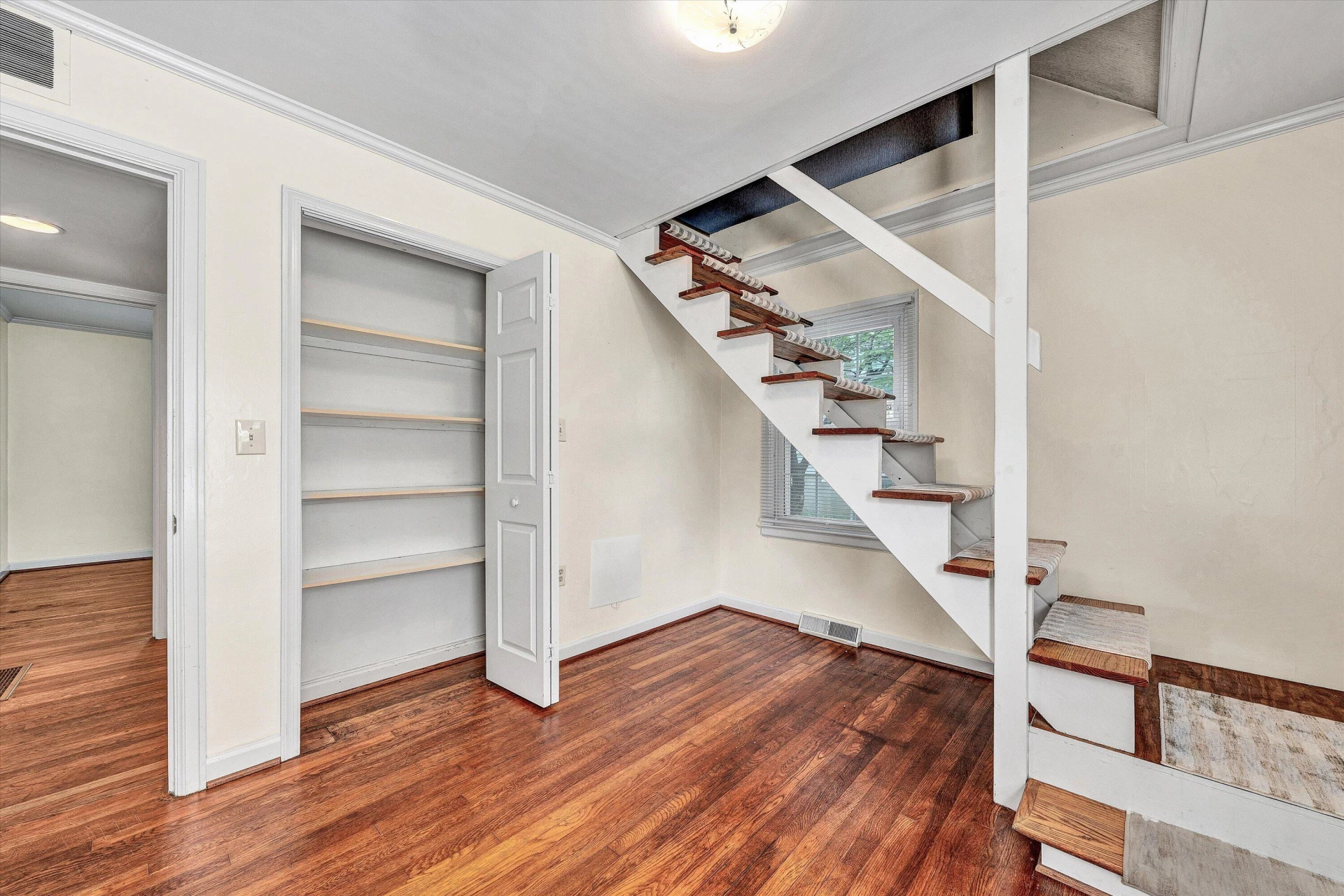18 Lake AVE - Photo 24