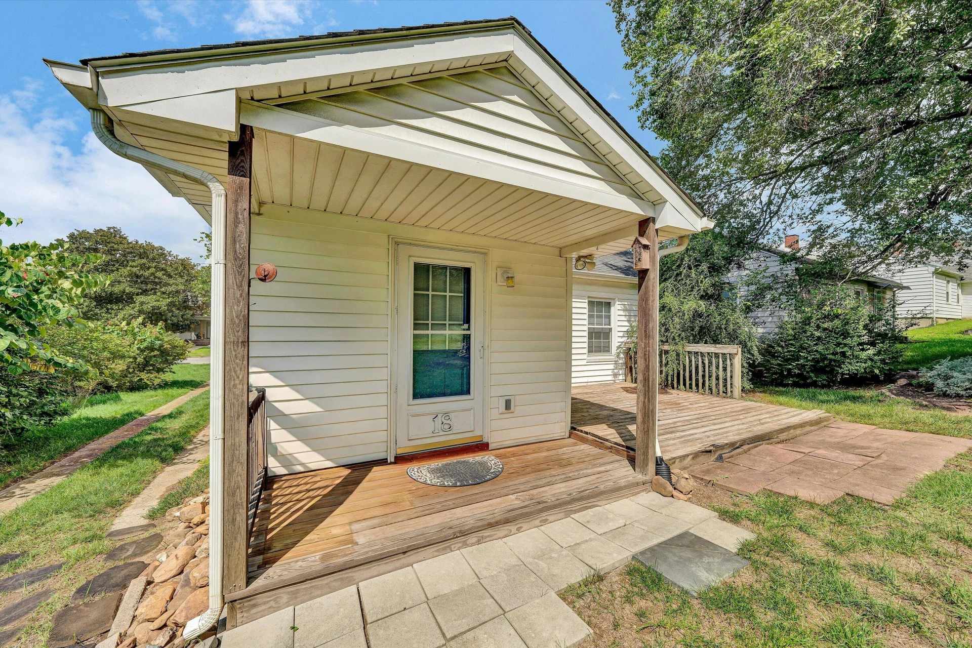 18 Lake AVE - Photo 29