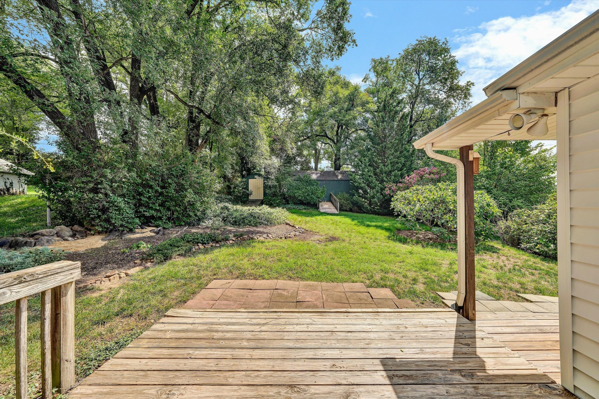 18 Lake AVE - Photo 31